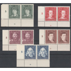 GG 120-24 pair MNH**